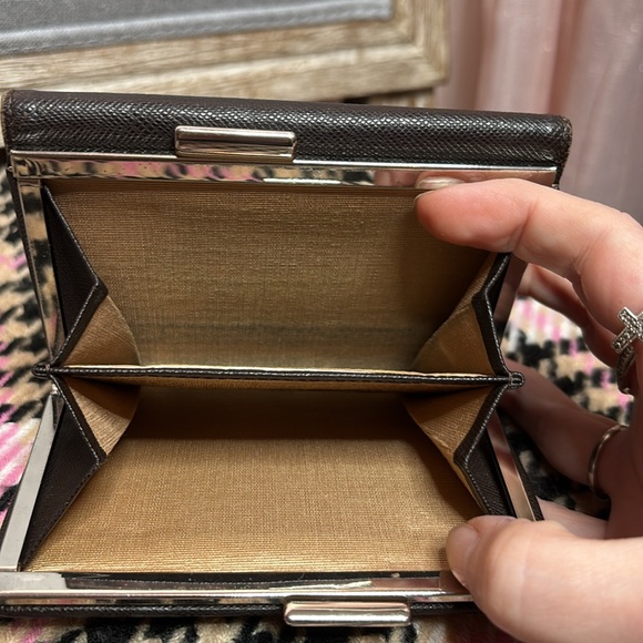 Burberry kisslock compact wallet classic print - Picture 8 of 13